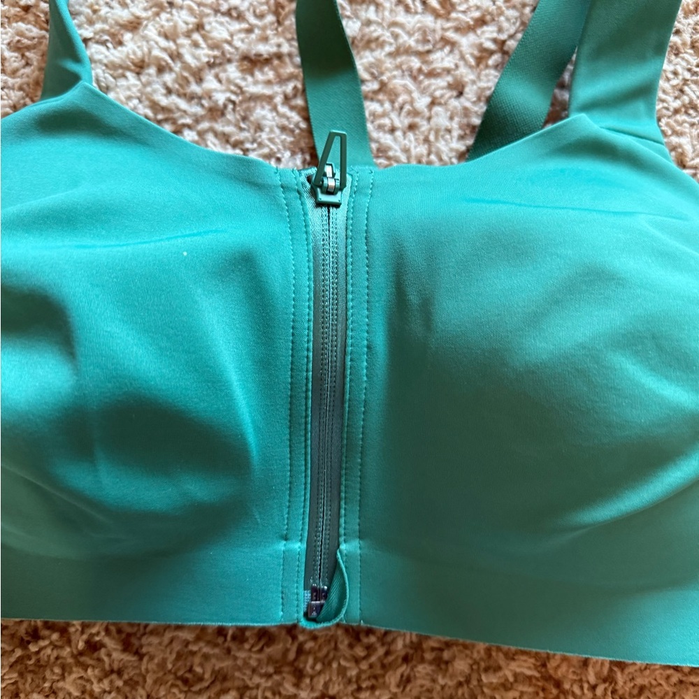 Victoria's Secret Green Sports Bra with Zipper - Picture 2 of 7